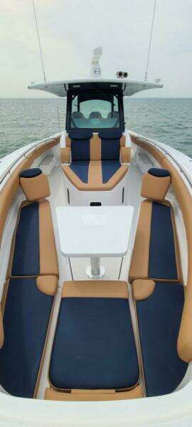 42ft HCB Yacht For Sale