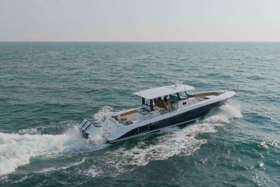 42ft HCB Yacht For Sale