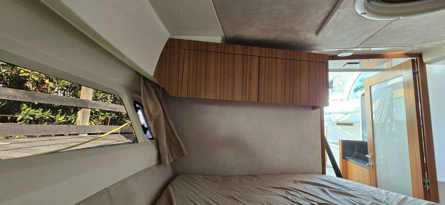 31ft Marex Yacht For Sale