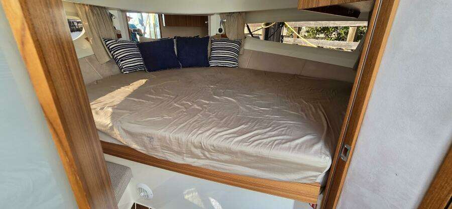 31ft Marex Yacht For Sale