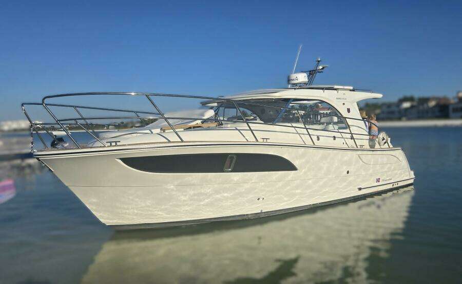 31ft Marex Yacht For Sale