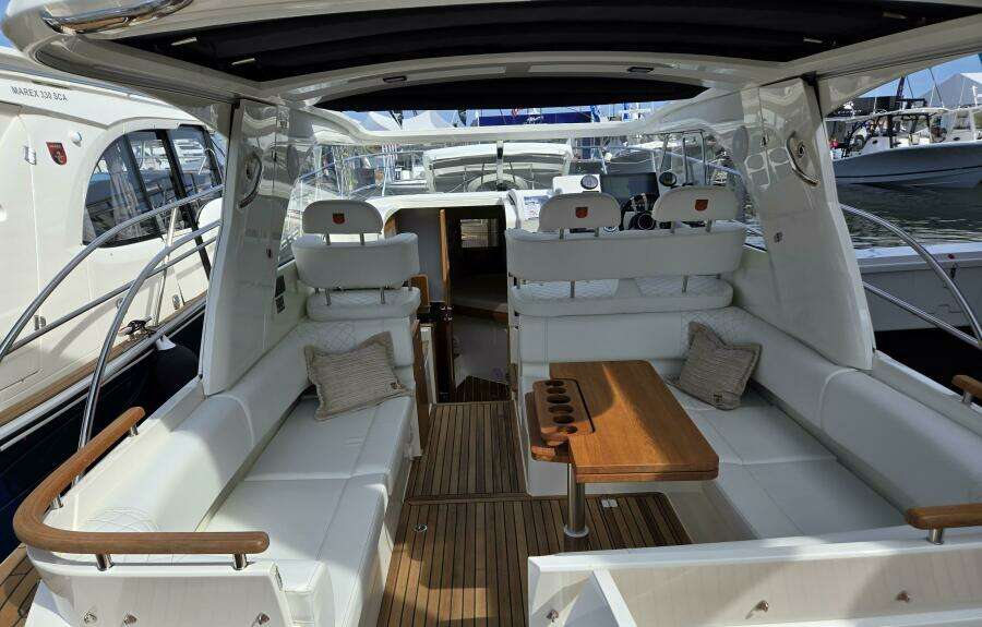 31ft Marex Yacht For Sale