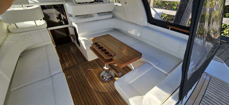 31ft Marex Yacht For Sale