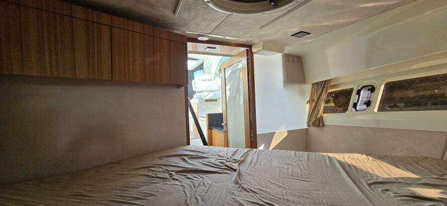 31ft Marex Yacht For Sale