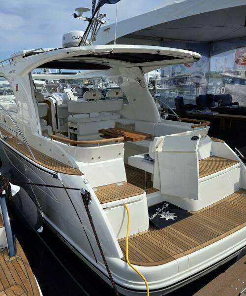31ft Marex Yacht For Sale
