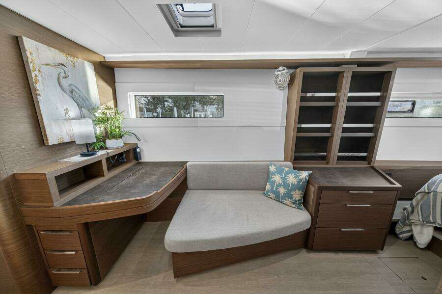 White Heron 46ft Lagoon Yacht For Sale