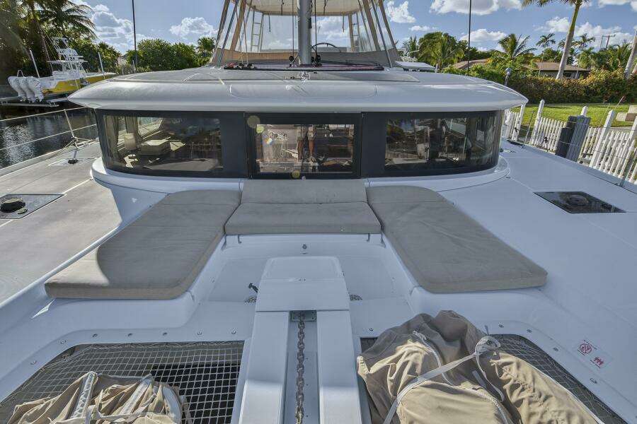 White Heron 46ft Lagoon Yacht For Sale