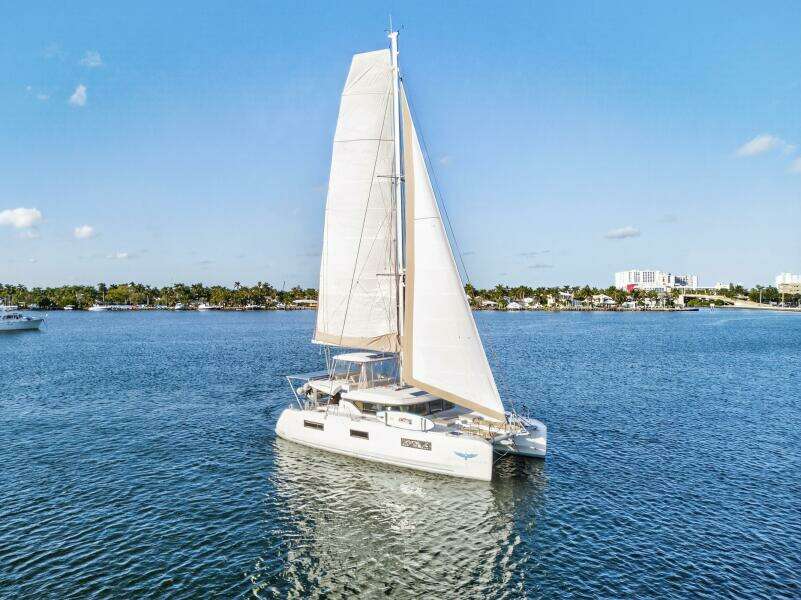 White Heron 46ft Lagoon Yacht For Sale