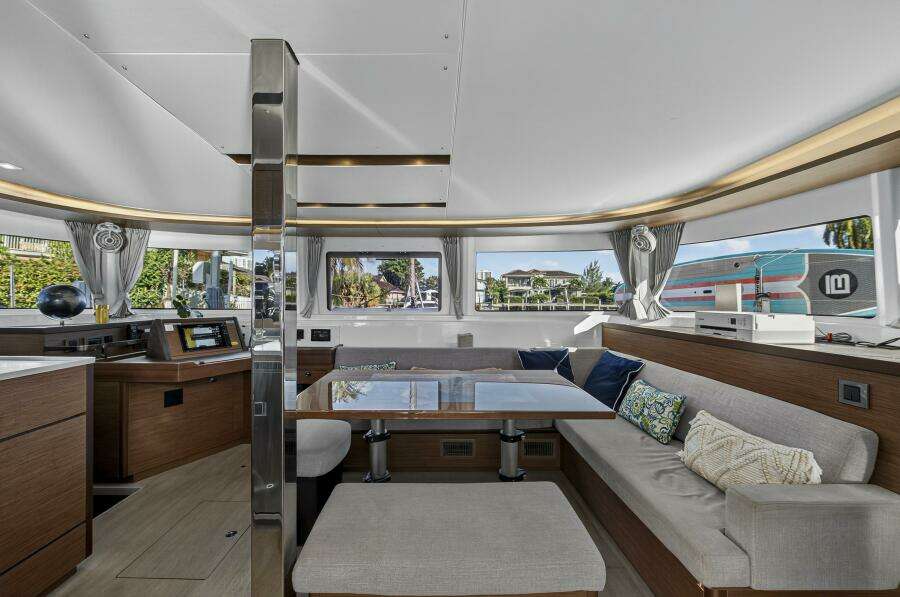 White Heron 46ft Lagoon Yacht For Sale