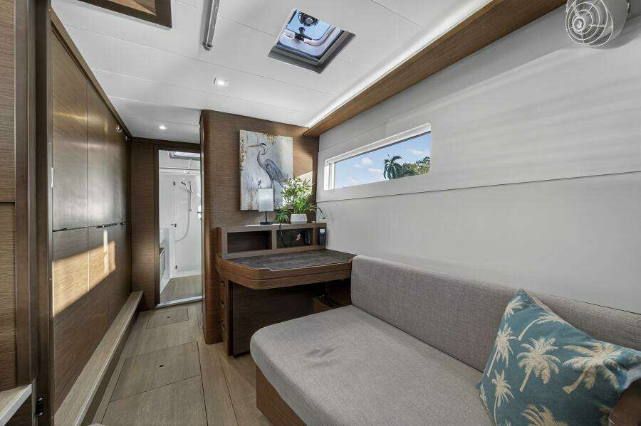 White Heron 46ft Lagoon Yacht For Sale