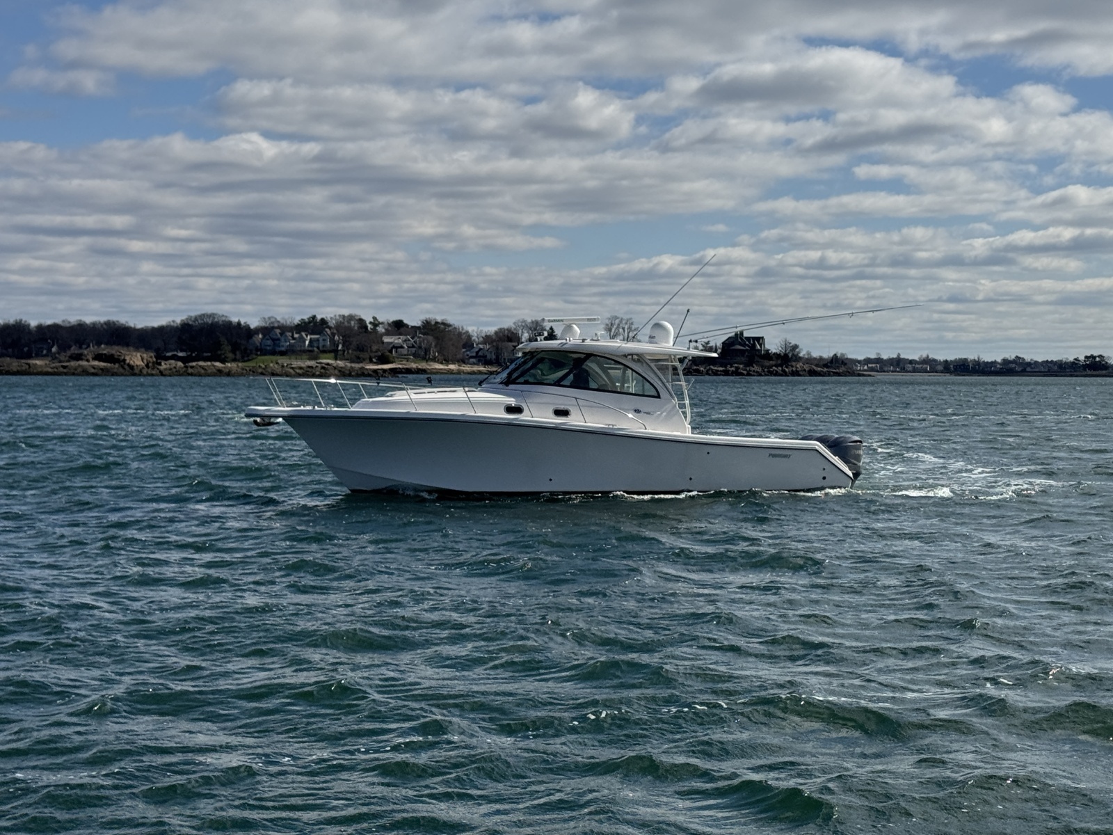 38ft Pursuit Yacht For Sale