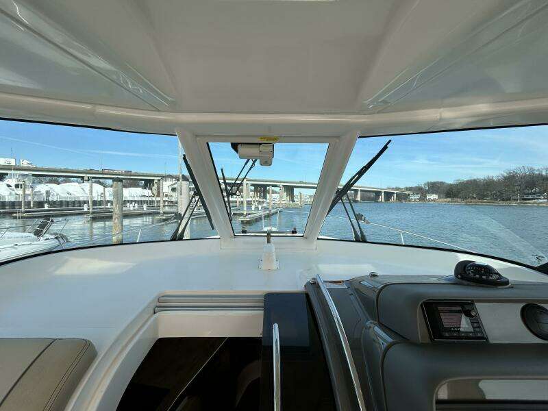 38ft Pursuit Yacht For Sale