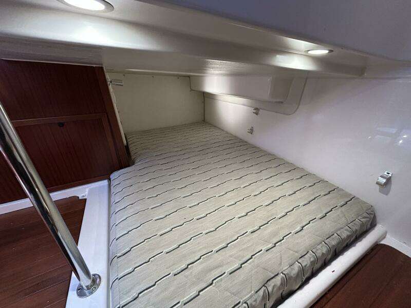 38ft Pursuit Yacht For Sale