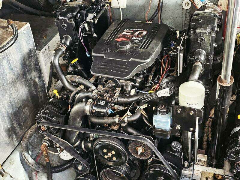 30ft Sea Ray Yacht For Sale