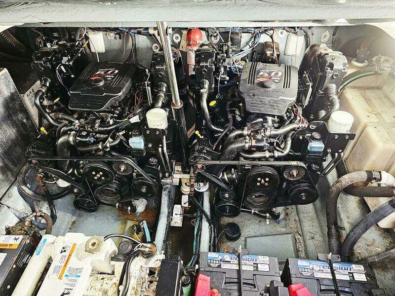 30ft Sea Ray Yacht For Sale