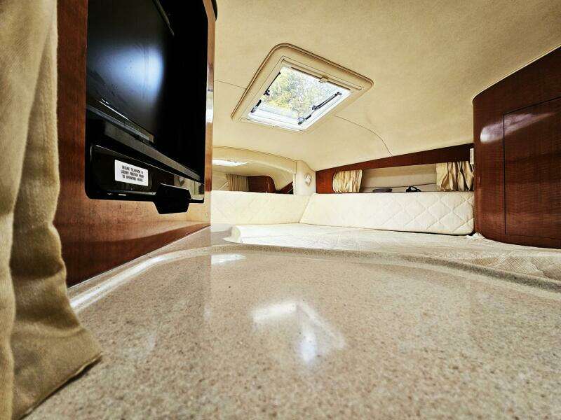 30ft Sea Ray Yacht For Sale