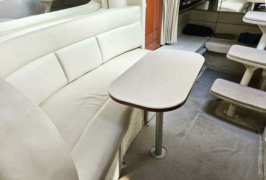 30ft Sea Ray Yacht For Sale