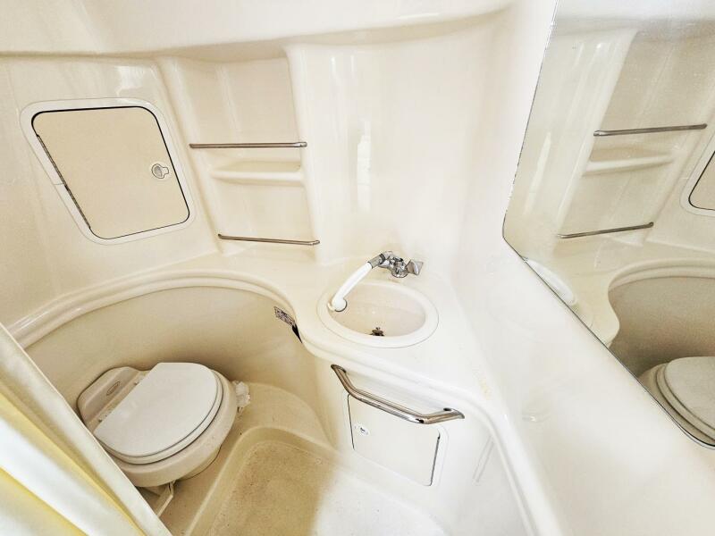 2004 Sea Ray 300 Sundancer