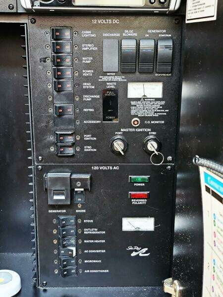 30ft Sea Ray Yacht For Sale