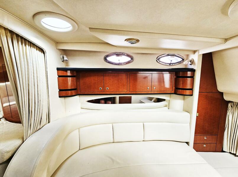 2004 Sea Ray 300 Sundancer