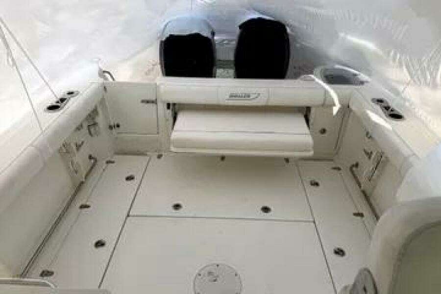 28ft Boston Whaler Yacht For Sale