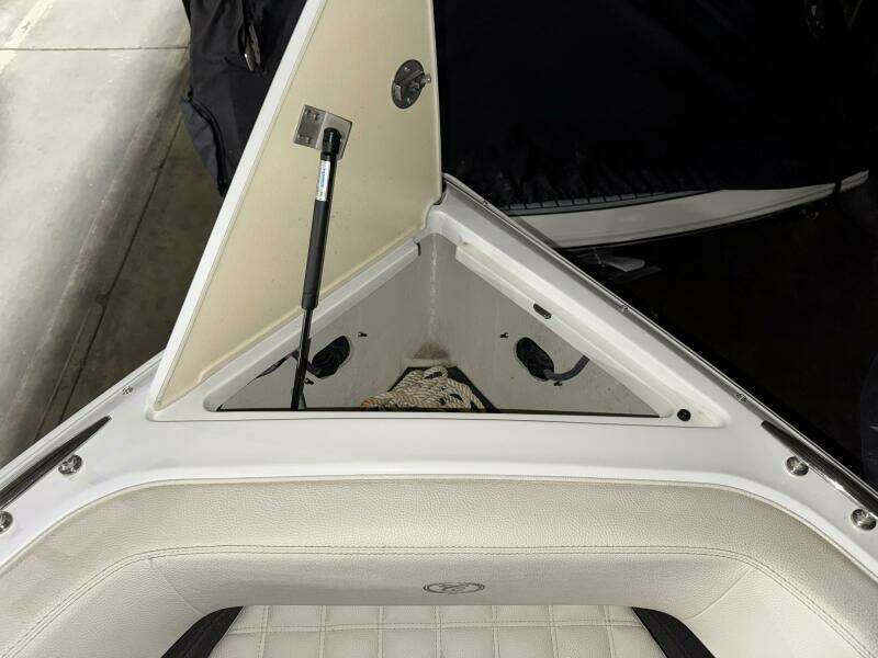 23ft Cobalt Yacht For Sale