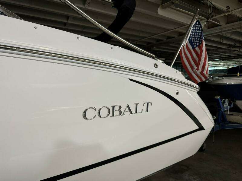 23ft Cobalt Yacht For Sale