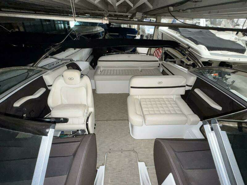 23ft Cobalt Yacht For Sale