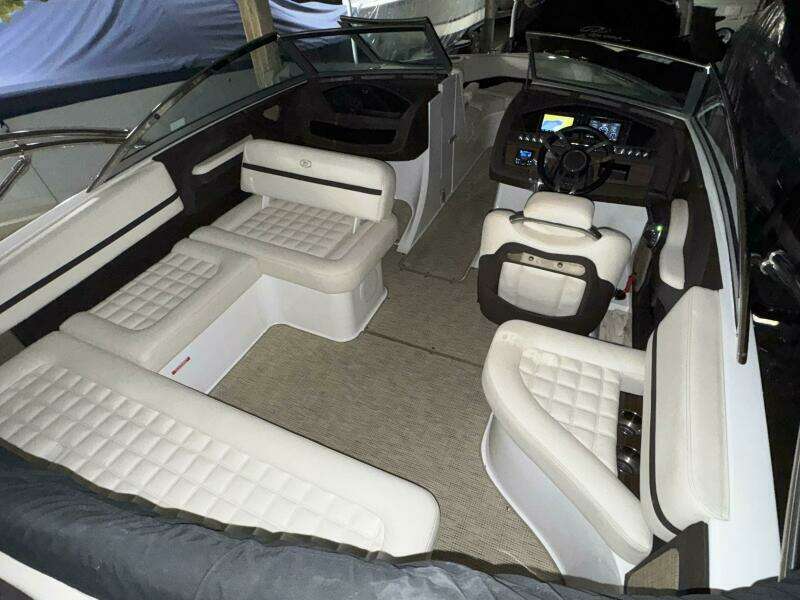 23ft Cobalt Yacht For Sale