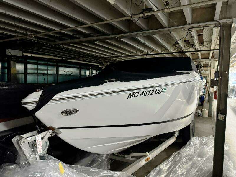 23ft Cobalt Yacht For Sale