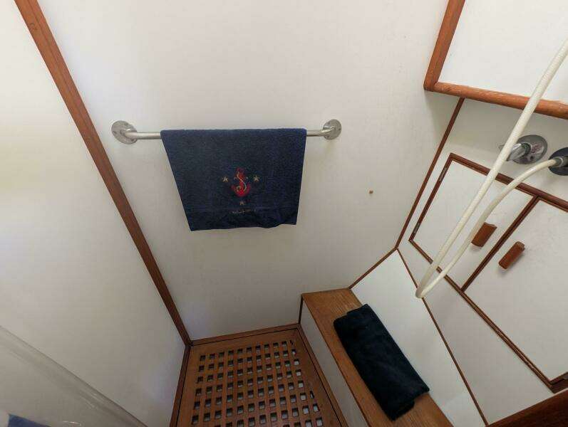 46ft Grand Banks Yacht For Sale