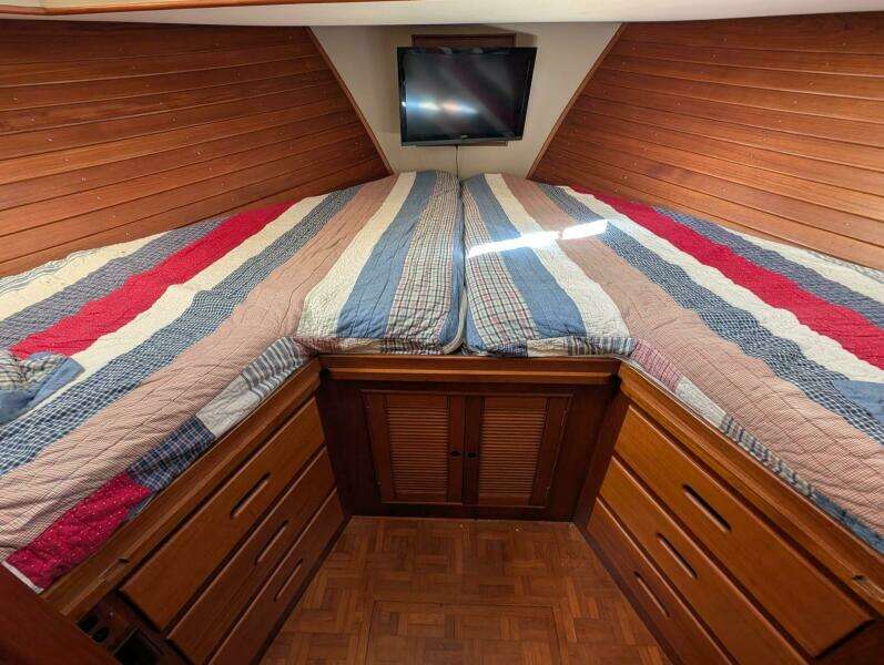 46ft Grand Banks Yacht For Sale