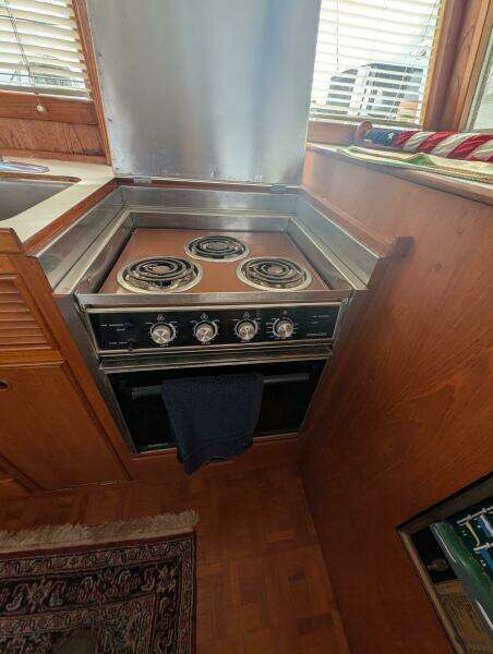 46ft Grand Banks Yacht For Sale