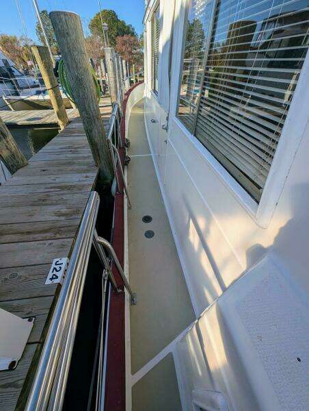 46ft Grand Banks Yacht For Sale