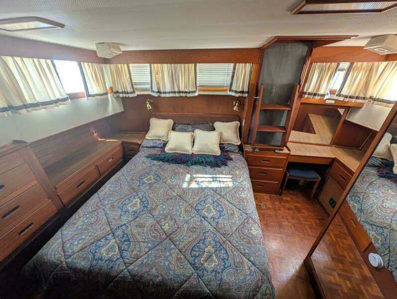 46ft Grand Banks Yacht For Sale