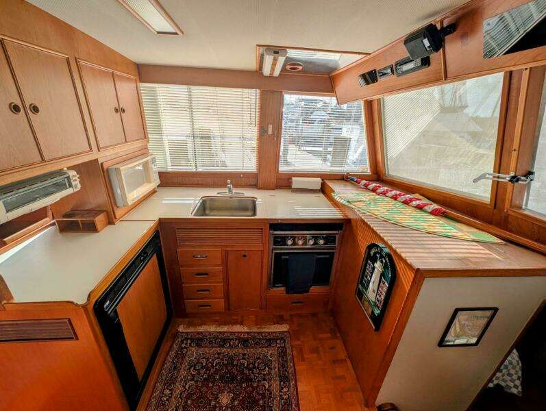 46ft Grand Banks Yacht For Sale