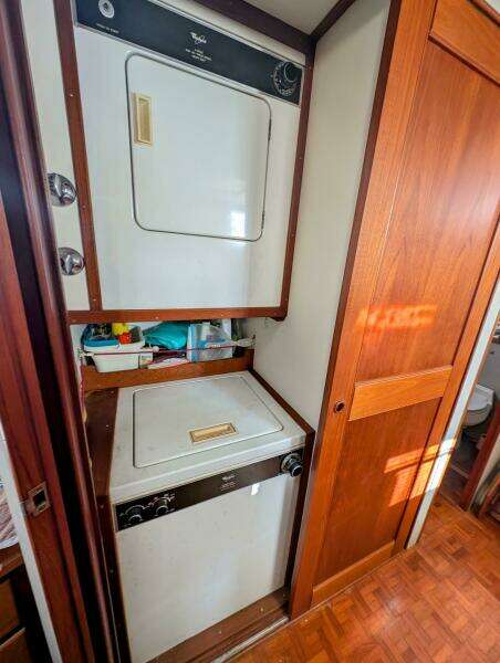 46ft Grand Banks Yacht For Sale