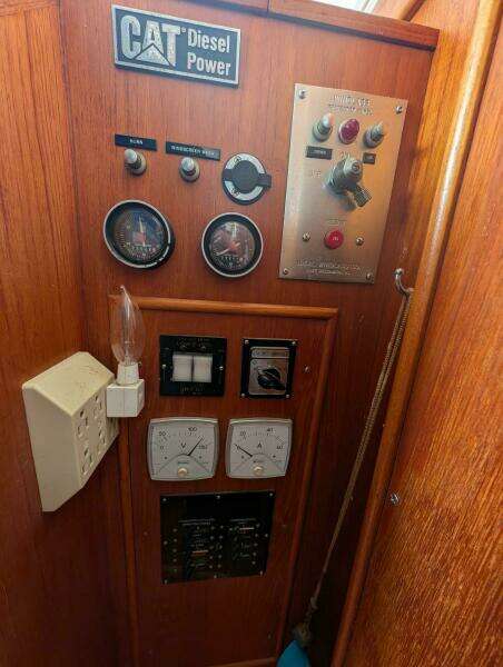 46ft Grand Banks Yacht For Sale