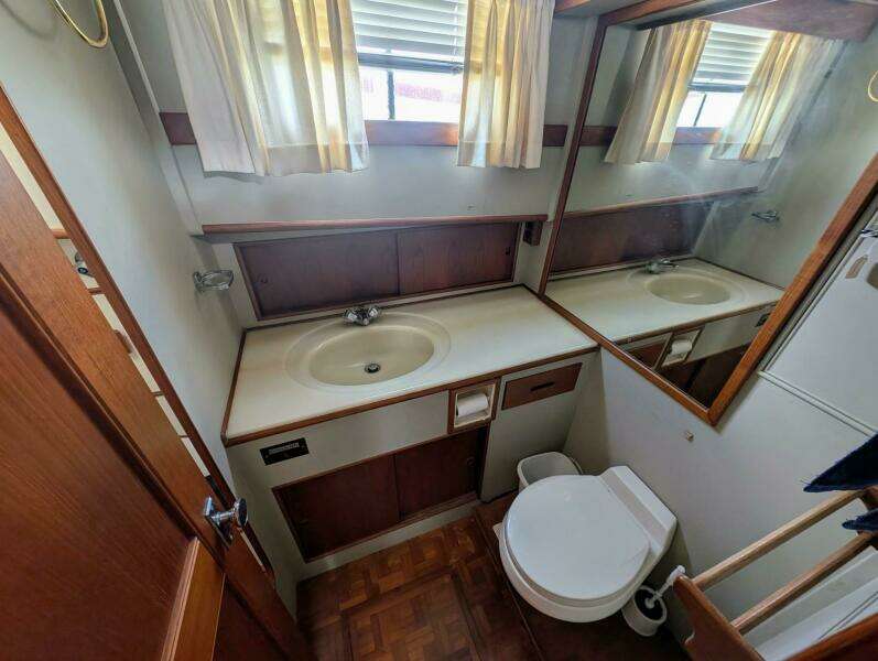 46ft Grand Banks Yacht For Sale