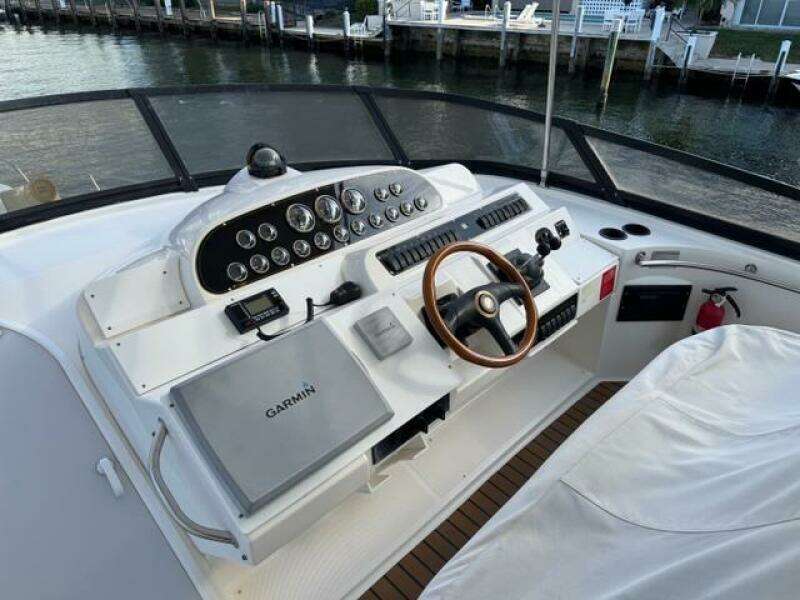 50ft Cruisers Yachts Yacht For Sale