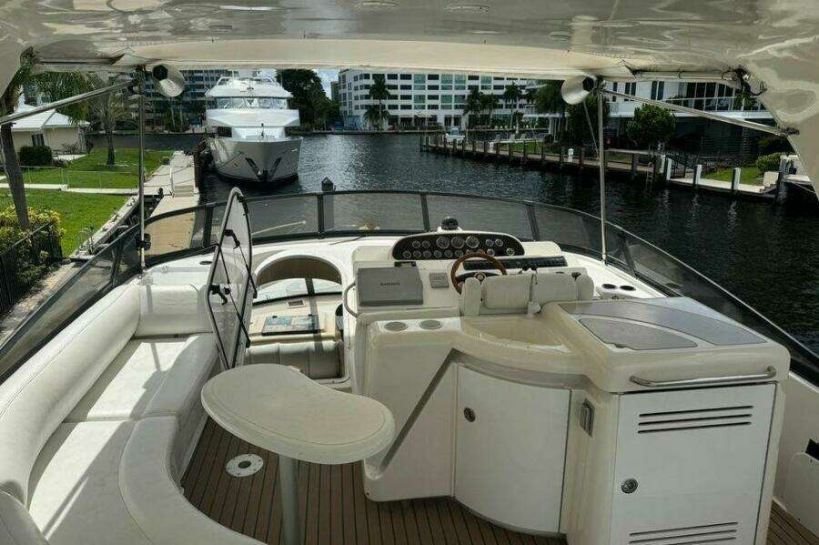 50ft Cruisers Yachts Yacht For Sale