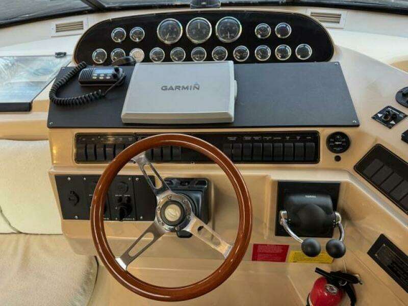 50ft Cruisers Yachts Yacht For Sale