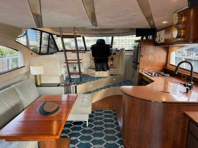 50ft Cruisers Yachts Yacht For Sale