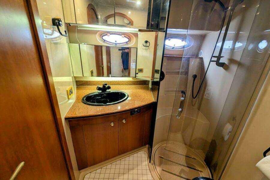 50ft Cruisers Yachts Yacht For Sale