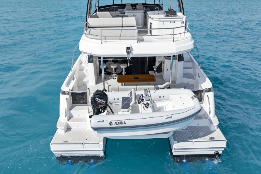 52ft Aquila Yacht For Sale