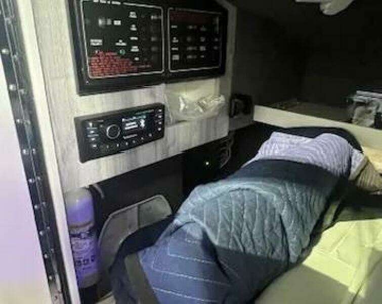 31ft Formula Yacht For Sale