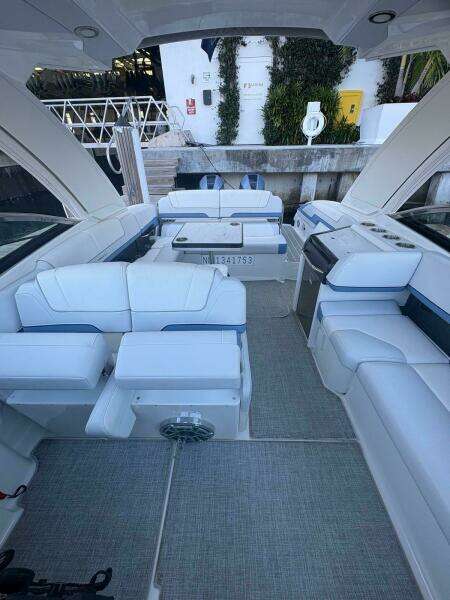 31ft Formula Yacht For Sale