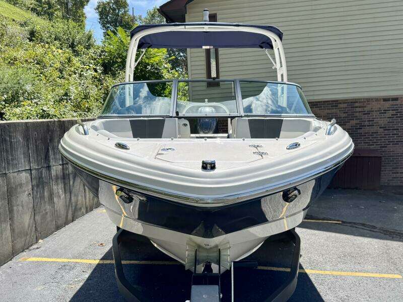 23ft Chaparral Yacht For Sale