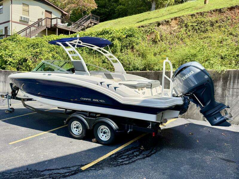 23ft Chaparral Yacht For Sale