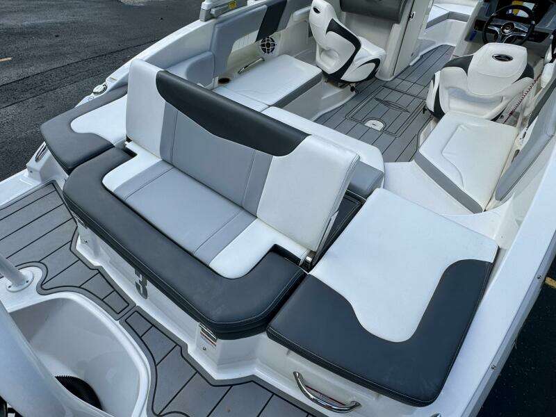 23ft Chaparral Yacht For Sale